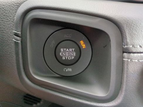 New 2025 Jeep Gladiator Rubicon w/ Convenience Group image 2