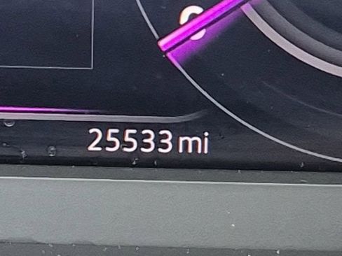 Used 2022 Volkswagen Tiguan SEL R-Line AWD/4WD image 5