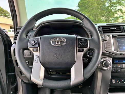 Used 2019 Toyota 4Runner Limited AWD/4WD image 16