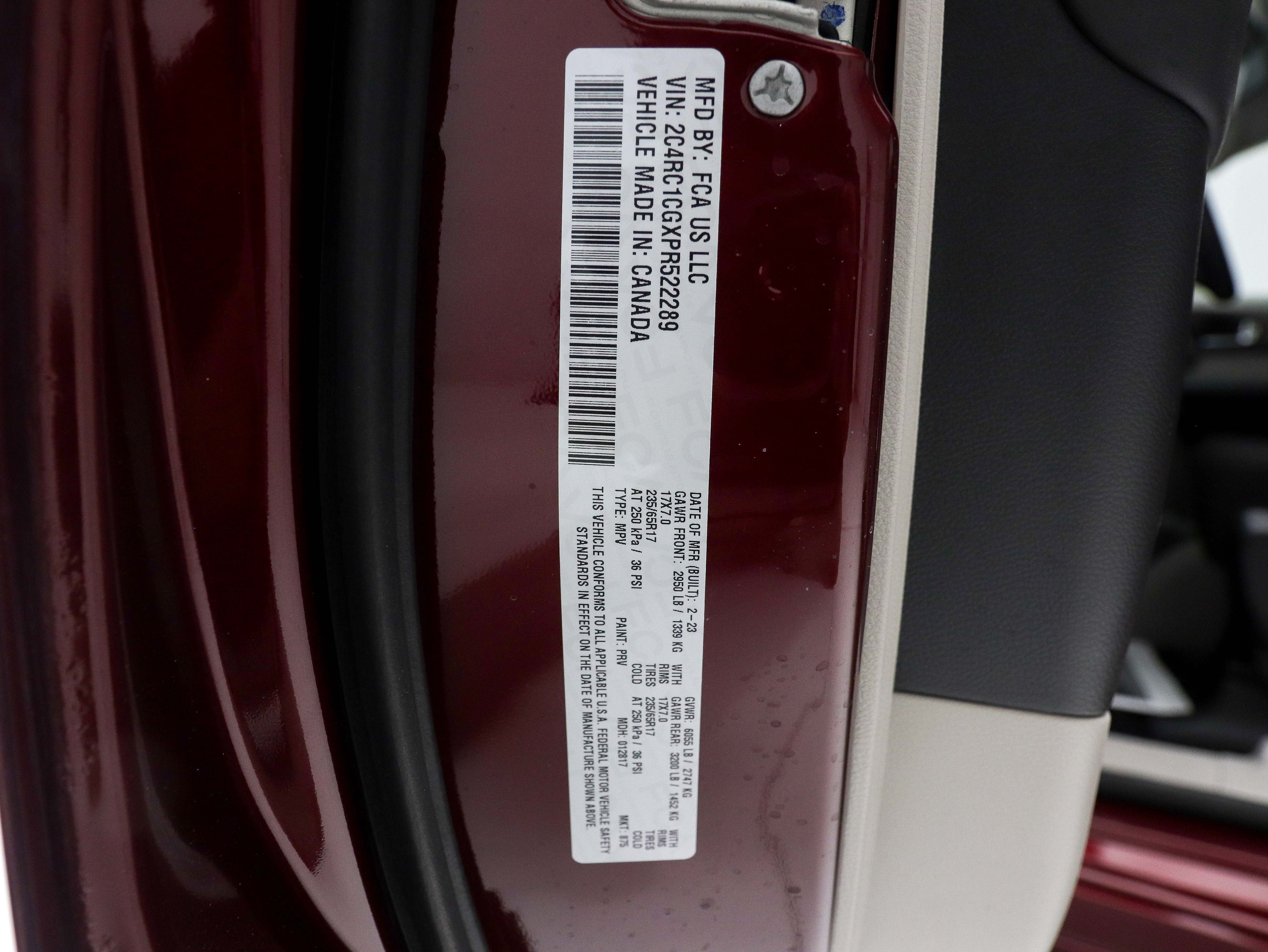 Used 2023 Chrysler Voyager LX FWD image 43