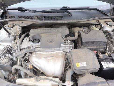 Used 2017 Toyota Camry LE FWD image 17