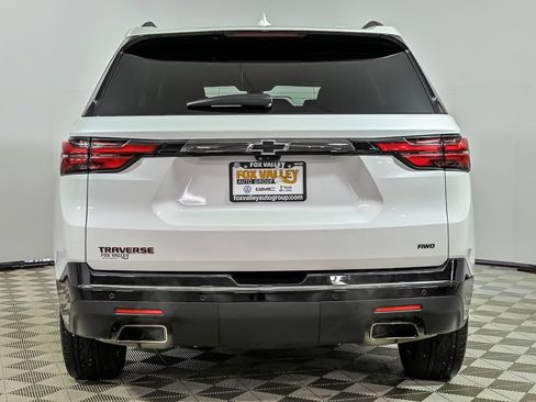 Used 2023 Chevrolet Traverse Premier w/ Redline Edition AWD/4WD image 7