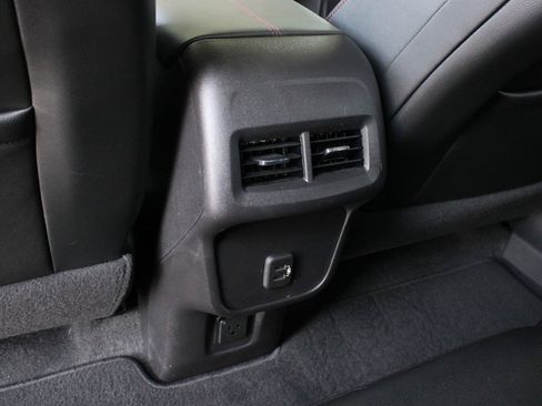 Used 2024 Chevrolet Equinox RS FWD image 20