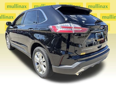 Certified 2024 Ford Edge Titanium image 9