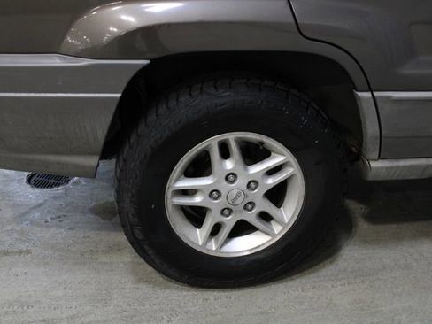 Used 2000 Jeep Grand Cherokee Laredo AWD/4WD image 24