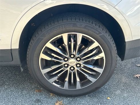 Used 2017 Cadillac XT5 Premium Luxury image 20