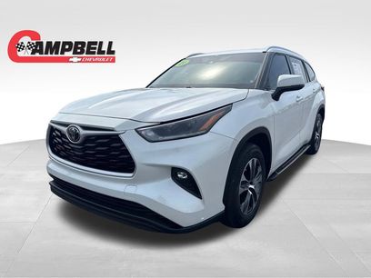 Used 2021 Toyota Highlander XLE