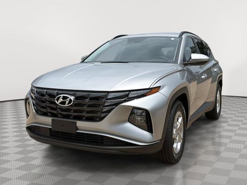 Used 2024 Hyundai Tucson SEL FWD image 4