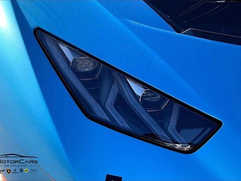Used 2022 Lamborghini Huracan STO image 24