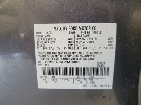 Used 2023 Ford Edge Titanium image 33
