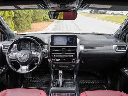 Used 2023 Lexus GX 460 Premium w/ Premium Package AWD/4WD image 25