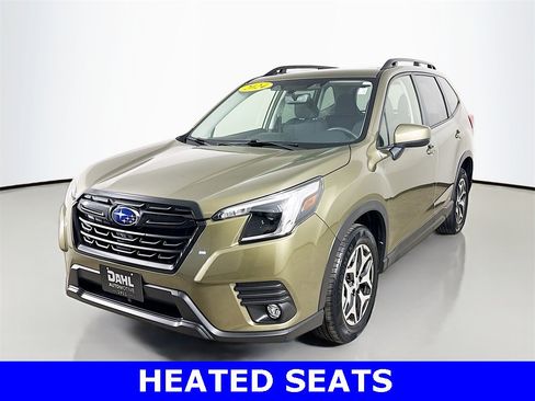 Used 2024 Subaru Forester Premium image 2