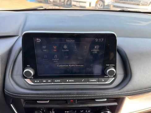 Used 2024 Nissan Rogue SV FWD image 26