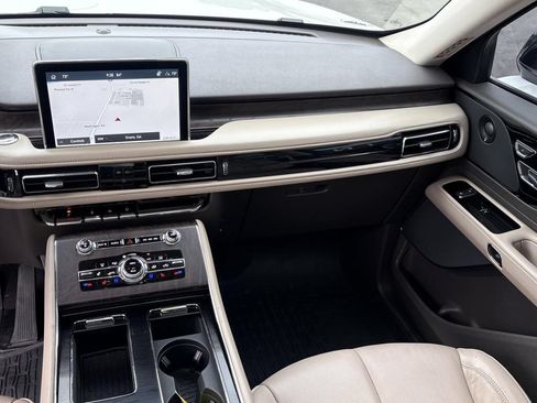 Certified 2022 Lincoln Aviator Reserve w/ Elements Package Plus RWD image 20