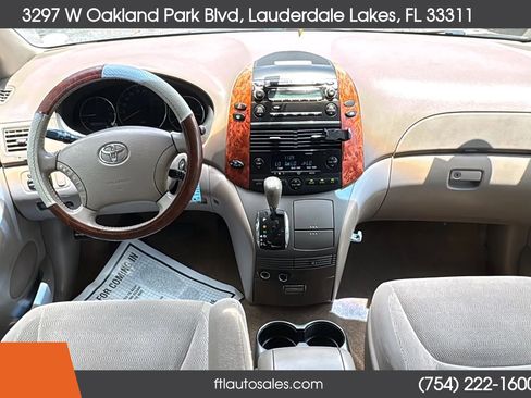 Used 2006 Toyota Sienna FWD image 30