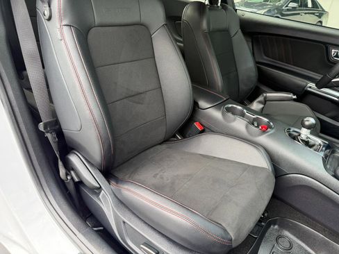 Used 2016 Ford Mustang GT Premium w/ Equipment Group 401A RWD image 45
