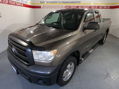 Used 2012 Toyota Tundra 4x4 Double Cab image 3