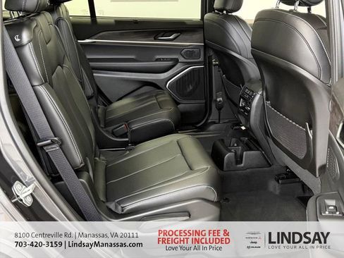 New 2025 Jeep Grand Cherokee L Limited w/ Luxury Tech Group II image 16