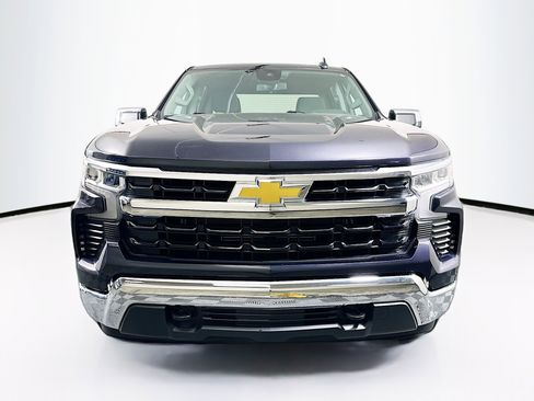Used 2023 Chevrolet Silverado 1500 LT AWD/4WD image 2