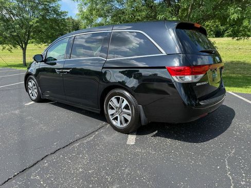 Used 2016 Honda Odyssey Touring image 16