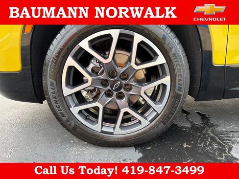 Used 2023 Chevrolet Blazer RS FWD image 12