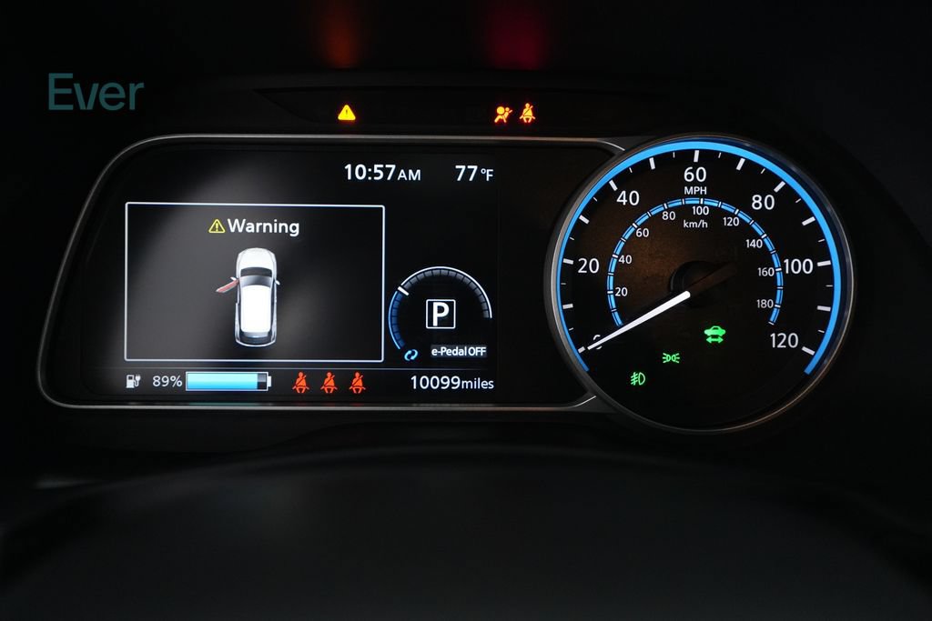 Used 2025 Nissan Leaf SV Plus FWD image 7