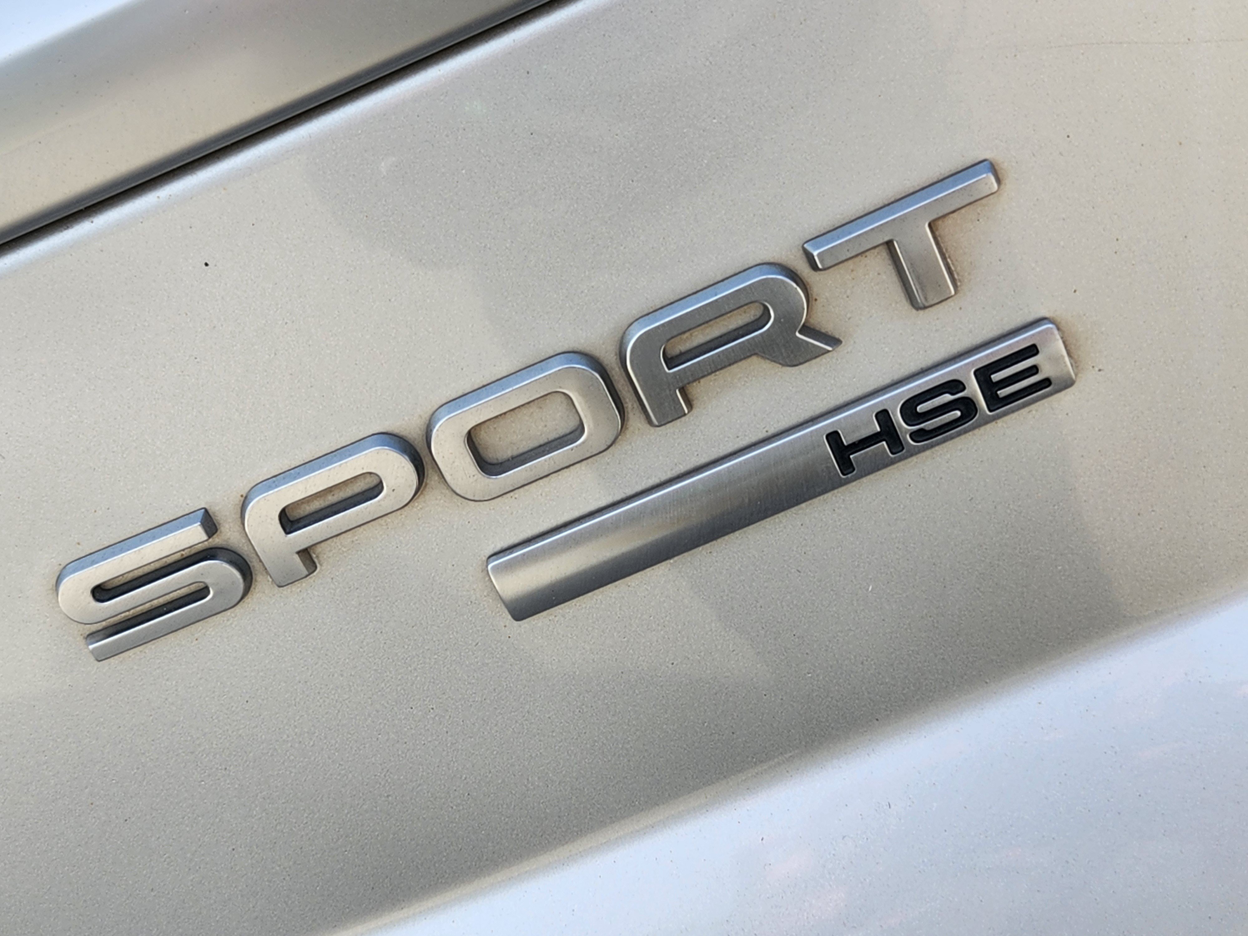 Used 2017 Land Rover Range Rover Sport HSE AWD/4WD image 9