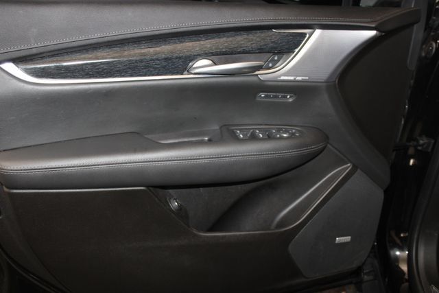 Certified 2023 Cadillac XT5 Premium Luxury w/ LPO, Floor Liner Package AWD/4WD image 28