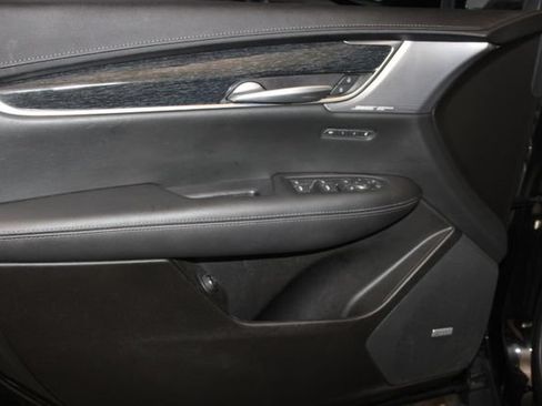 Certified 2023 Cadillac XT5 Premium Luxury w/ LPO, Floor Liner Package AWD/4WD image 28