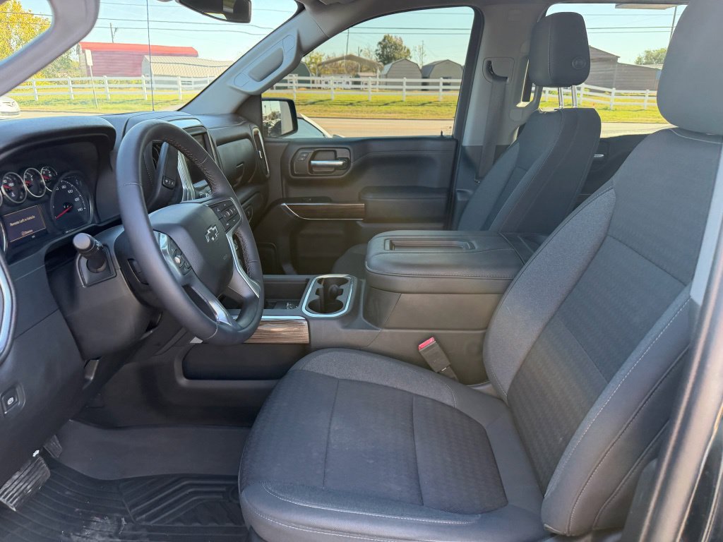 Used 2022 Chevrolet Silverado 1500 RST AWD/4WD image 9