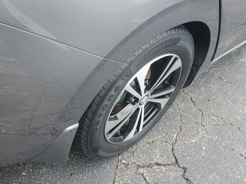 Used 2022 Nissan Sentra SV FWD image 5