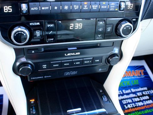 Used 2023 Lexus GX 460 Luxury w/ Sport Design Package image 26