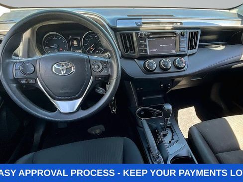 Used 2018 Toyota RAV4 LE w/ All Weather Liner Package AWD/4WD image 10