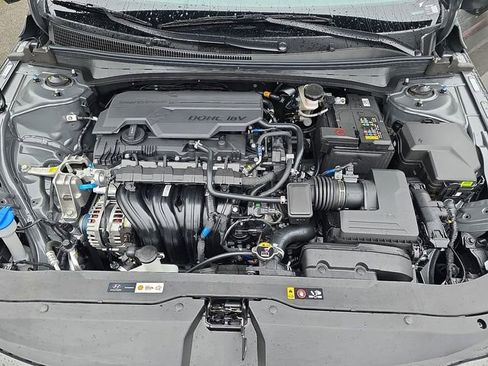 New 2026 Hyundai Elantra Limited FWD image 41
