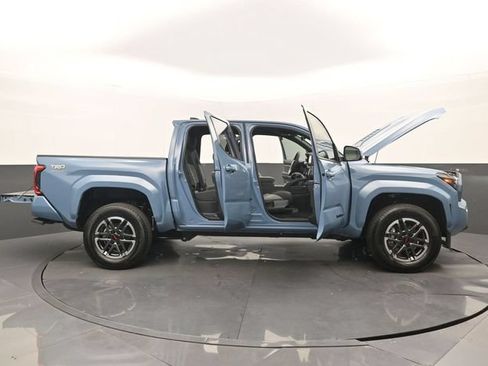 Used 2026 Toyota Tacoma TRD Sport RWD image 28