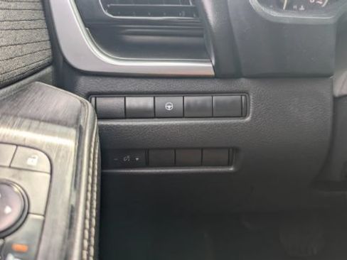 Used 2021 Nissan Rogue SV AWD/4WD image 27