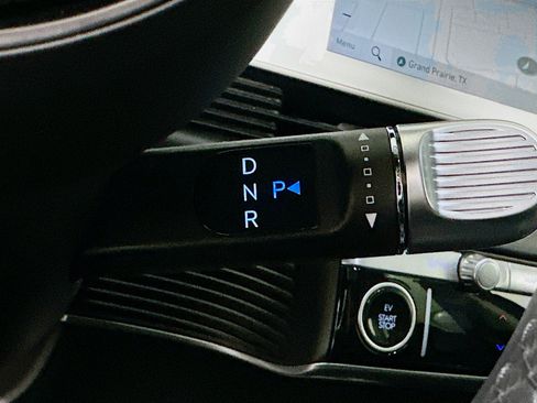 Used 2023 Hyundai Ioniq 5 SEL image 25