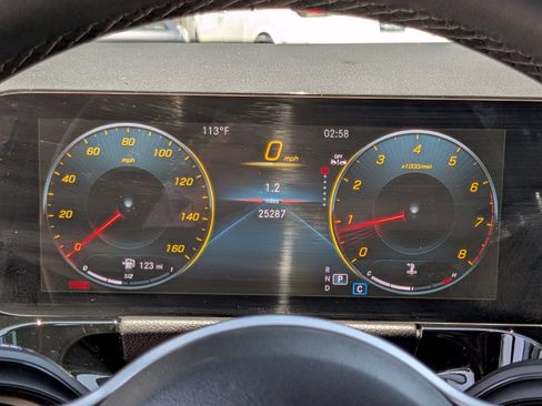 Used 2023 Mercedes-Benz GLA 250 image 10