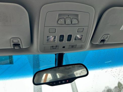 Used 2010 Cadillac CTS Premium image 27