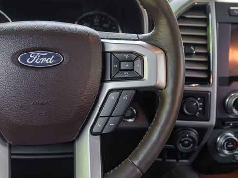 Used 2017 Ford F150 King Ranch w/ Equipment Group 601A Luxury AWD/4WD image 8