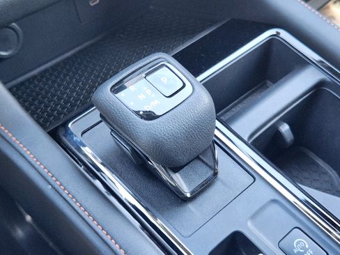 Used 2024 Nissan Pathfinder Rock Creek AWD/4WD image 15