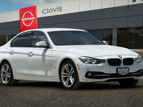 Used 2017 BMW 330e RWD image 10