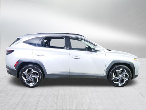 Certified 2024 Hyundai Tucson Limited AWD/4WD image 8