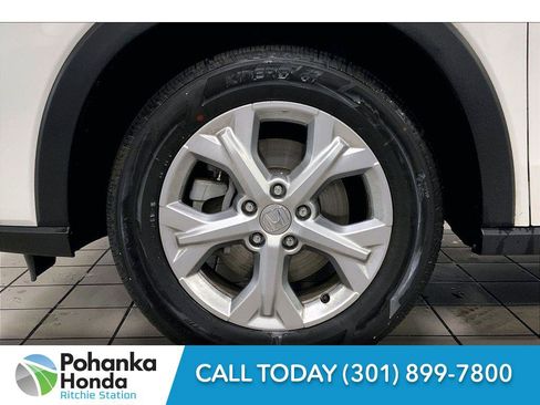 Used 2025 Honda HR-V LX image 8