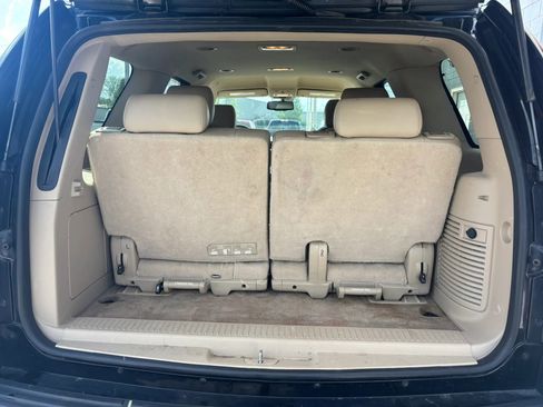 Used 2013 GMC Yukon SLT w/ SLT-2 Equipment Package AWD/4WD image 5