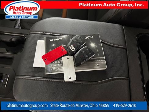 Used 2024 GMC Sierra 1500 AT4 w/ Technology Package AWD/4WD image 24
