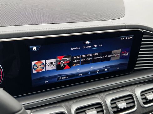 New 2026 Mercedes-Benz GLE 450 4MATIC image 16