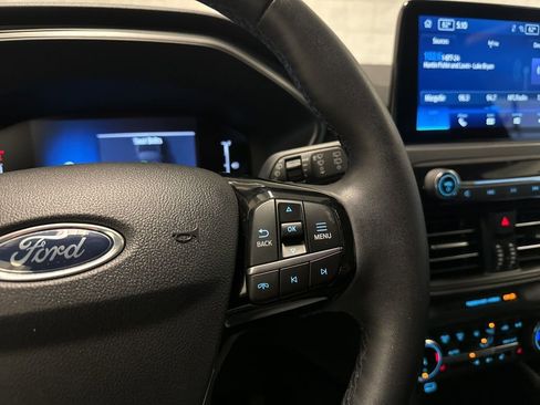 Used 2023 Ford Escape Active image 28