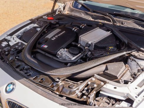 Used 2015 BMW M4 Convertible image 34