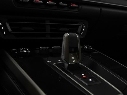 Certified 2025 Porsche 911 Turbo AWD/4WD image 64